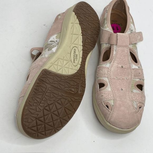 Earth Origins Pink Effie Fisherman Sandals - Picture 2 of 5